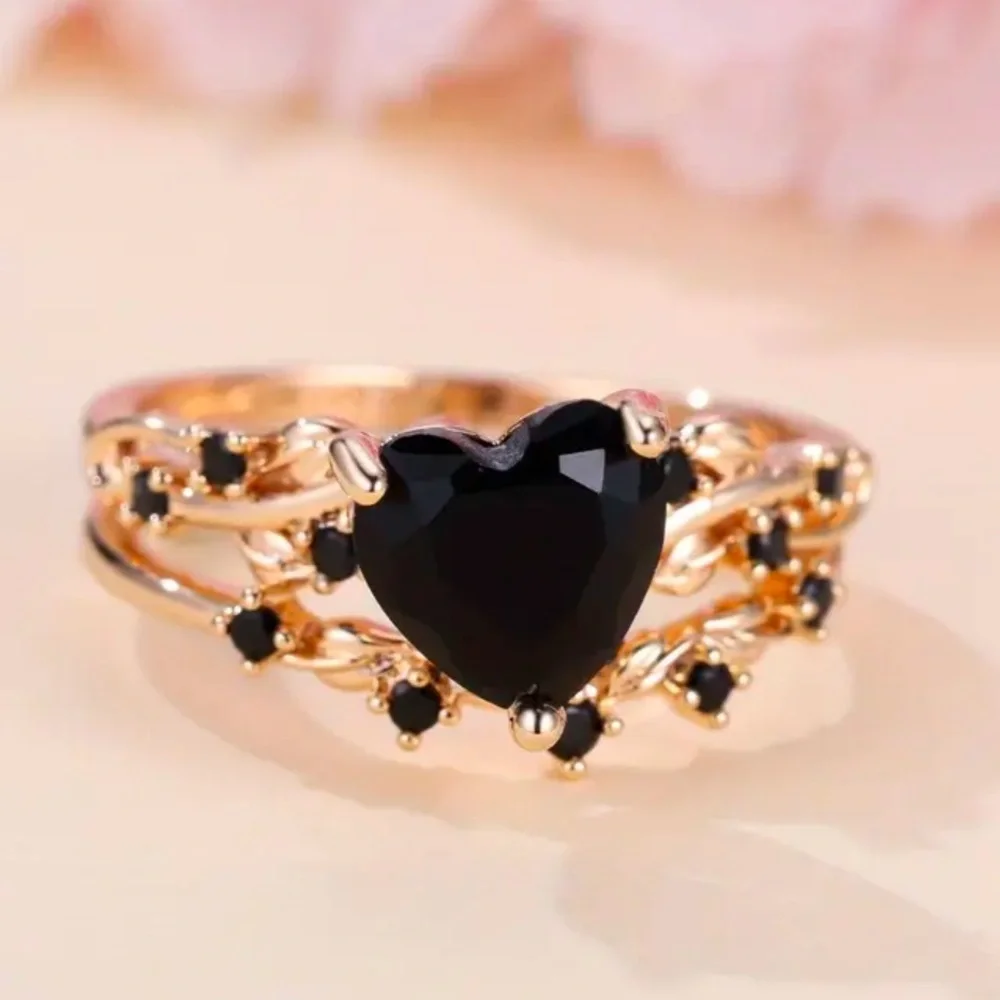 Black Heart Floral Engagement Ring 18K Gold Plated Statement Size 8 NWT